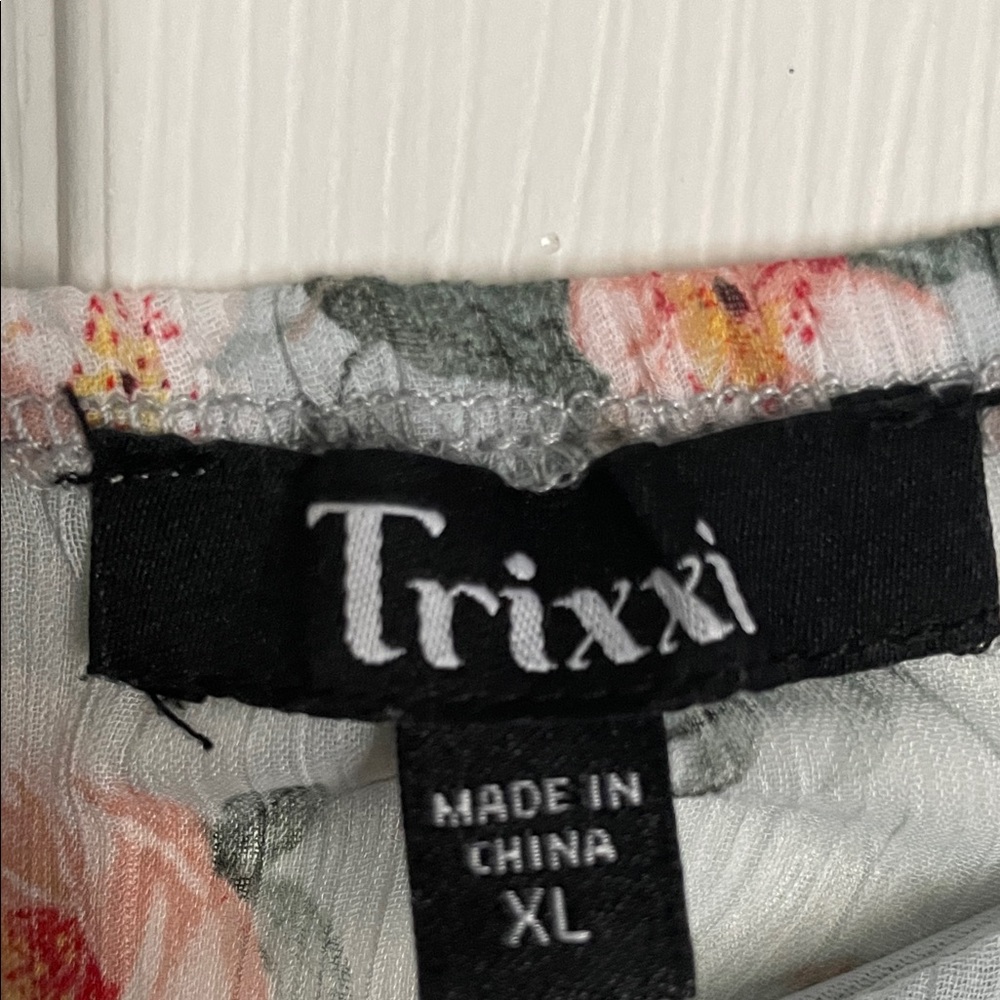 Trixxi Multicolor Floral Dress - Picture 2 of 3